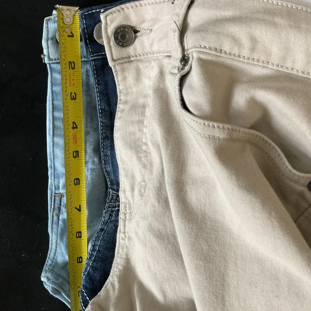 Lot of 3 Men’s Jeans Levi’s 511 DKNY Southpole Sizes 30x32 & 32x32